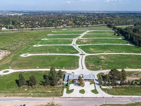 Terreno en Venta en Los Naranjos, USD 80.000