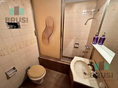 Casa 7 ambientes con 3 baños