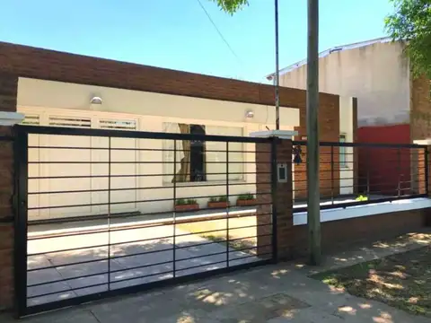 Inmejorable casa en Ricardone