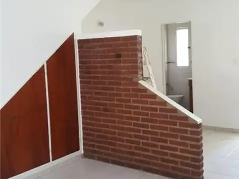 Depto Tipo Casa en Alquiler 35 años