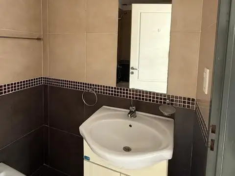 VENTA DEPARTAMENTO MONOAMBIENTE EN PALOMAR  MORON