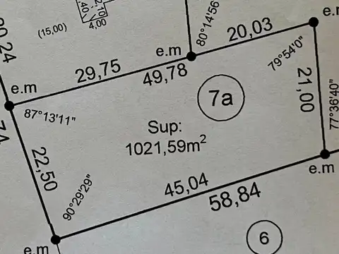 Terreno en Venta 47  mts Fondo