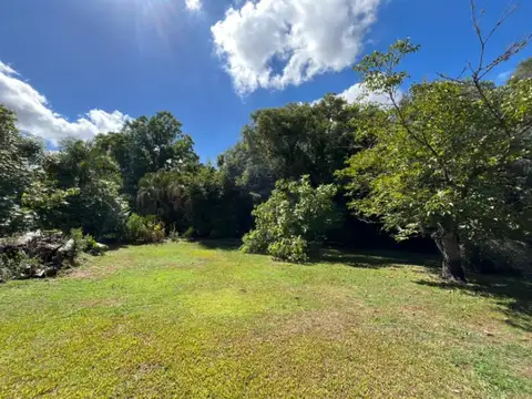 Terreno en Venta en Barrio el Cazador, USD 85.000