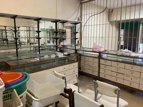 Local en Venta en Colegiales, USD 210.000