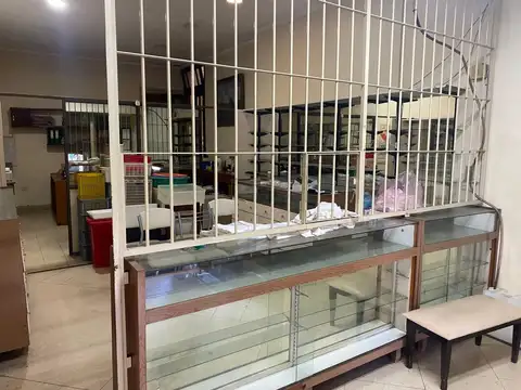 Local en Venta en Colegiales, USD 210.000