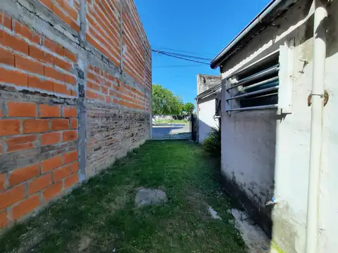 Terreno en Venta 11  mts Fondo