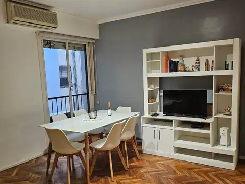 Avenida Coronel Díaz 1700, Piso 5