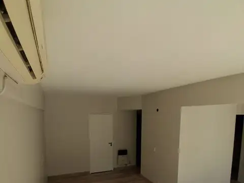 Exclusivo semipiso en excelente ubicacion gran balcon terraza impecable