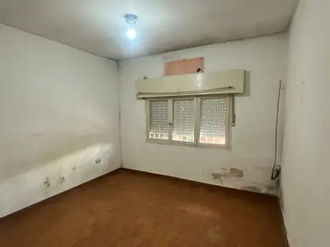 Casa - Alquiler - Argentina, La Matanza - Sebastian Bach 4615