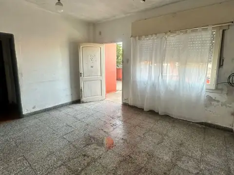 Casa en Alquiler Temporal en Isidro Casanova, $ 450.000