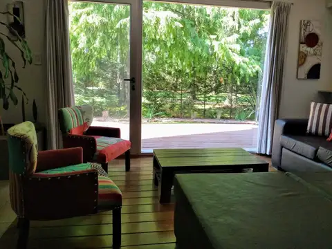 CASA EN VENTA B° "EL PALOMAR"