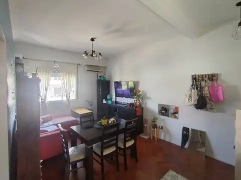 Depto Tipo Casa 3 ambientes con 1 baño