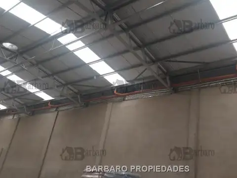 Galpon en Venta 27  mts Fondo