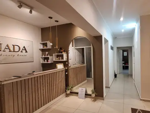 Venta | Conjunto de oficinas sobre esquina.