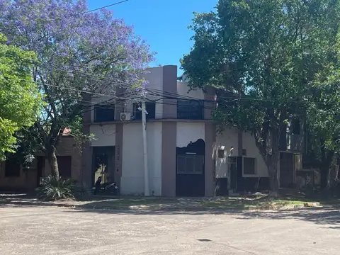 Venta | Conjunto de oficinas sobre esquina.