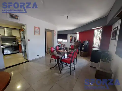Depto Tipo Casa en Venta de 4 ambientes