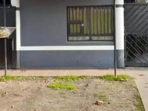 Oportunidad dos casas en moreno