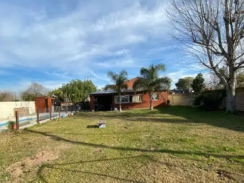 Casa 4 ambientes con 1 baño