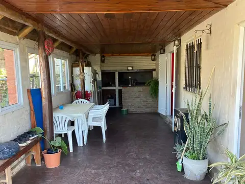 CASA A LA VENTA EN JARDINES DE LA COSTA