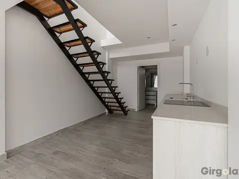 Casa 2 ambientes con 2 baños