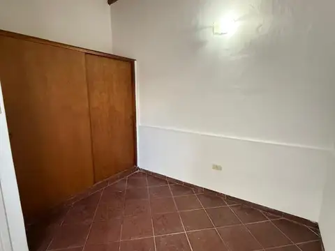 Depto Tipo Casa 2 ambientes con 1 baño