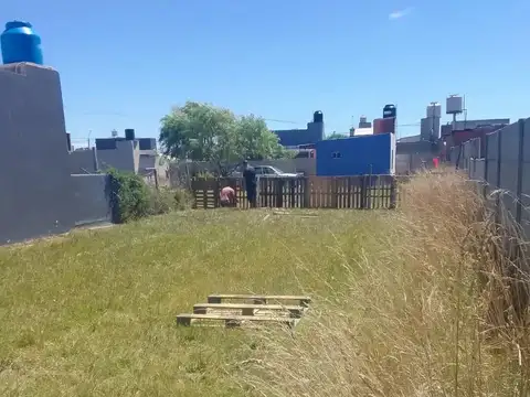 Terreno en Venta 20  mts Fondo