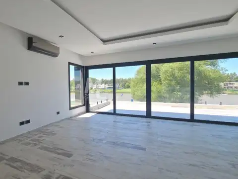 Casa en Venta al Oeste