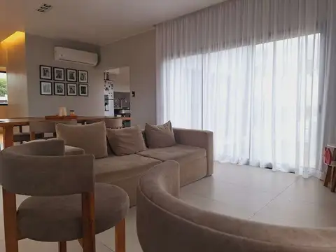 VENTA CASA 3 DORMITORIOS ZANJÓN