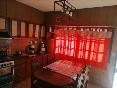 Casa en Venta en Villa Luzuriaga, USD 230.000