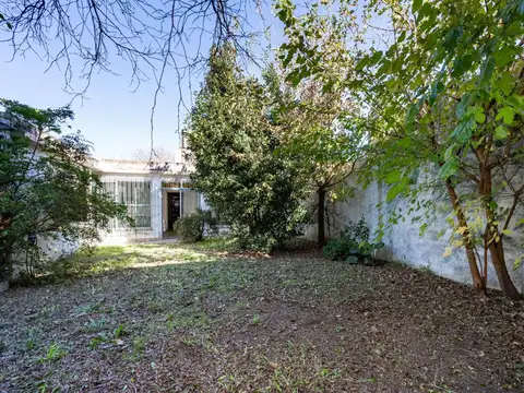 VENTA CASA PARQUE QUINCHO COCHERA SAN JUSTO