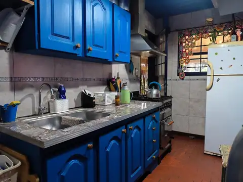 Casa 4 ambientes con 1 baño