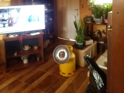 Casa en venta - 2 Dormitorios 1 Baño - Villa California