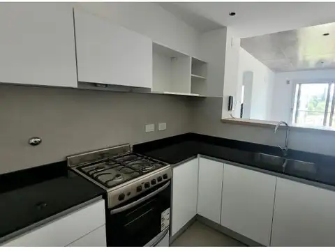 Departamento en Alquiler con 1 cocheras