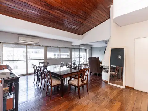 VENTA PH - Villa del Parque 7 ambientes con inmenso PARQUE