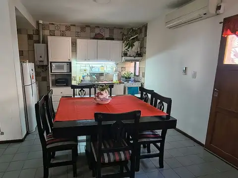 Av. Sarmiento 1400 Este Conjunto Habitacional Sigma Casa N° 100