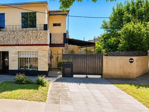 OPORTUNIDAD VENTA CASA 4 AMBIENTES ESCUCHA OFERTA