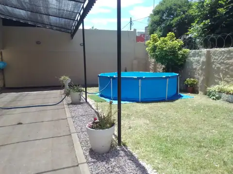 OPORTUNIDAD VENTA CASA 4 AMBIENTES ESCUCHA OFERTA