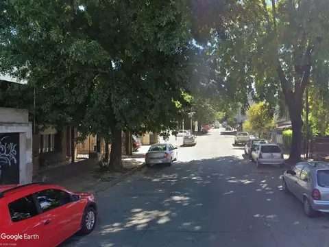 Alberdi e/ Las Heras y Garibaldi
