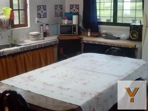 Casa 3 ambientes con 1 baño