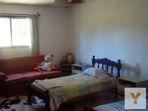 Casa en Venta con 12 cocheras