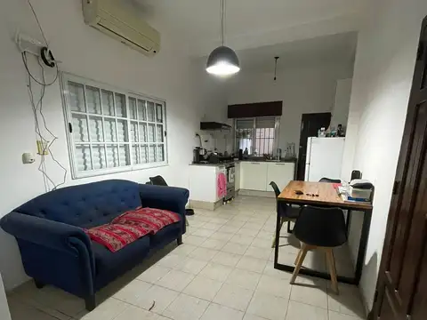 Departamento 5 ambientes con 2 baños