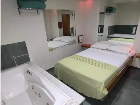 Hotel en Venta 40 años