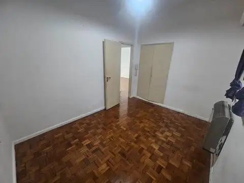 Alquiler - 3 ambientes c/ dependencia - Caballito