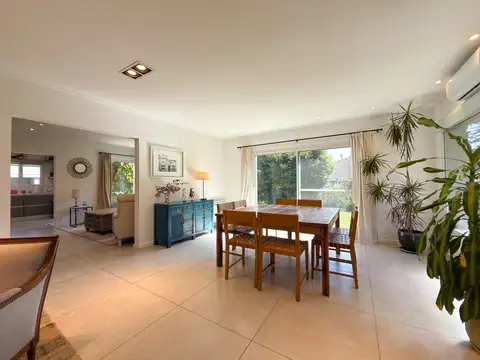CASA MODERNA EN VENTA COUNTRY DE LA SIERRA, TANDIL
