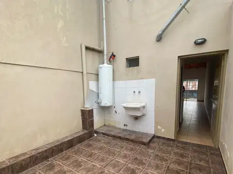 Depto Tipo Casa en Alquiler de 1 dormitorio