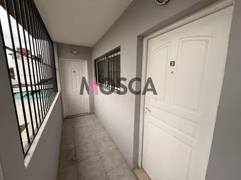 ALQUILER DOS AMBIENTES MORENO CENTRO
