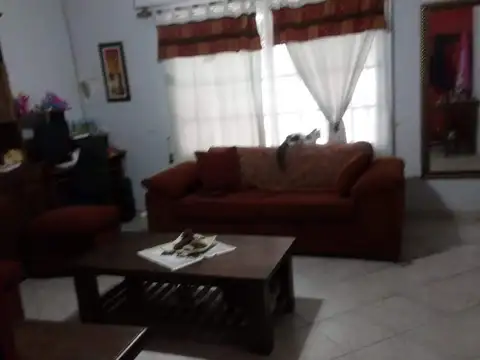 Depto Tipo Casa en Venta en Lomas Del Mirador, USD 150.000
