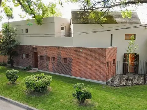 Venta Casa 4 amb con Parque a Reciclar B. Alegre
