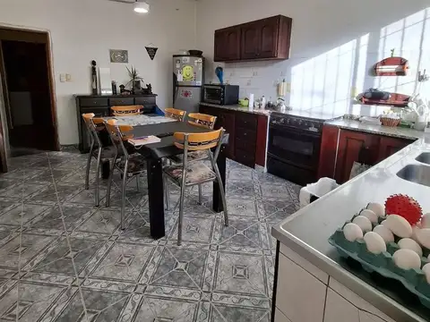 Depto Tipo Casa 4 ambientes con 2 baños