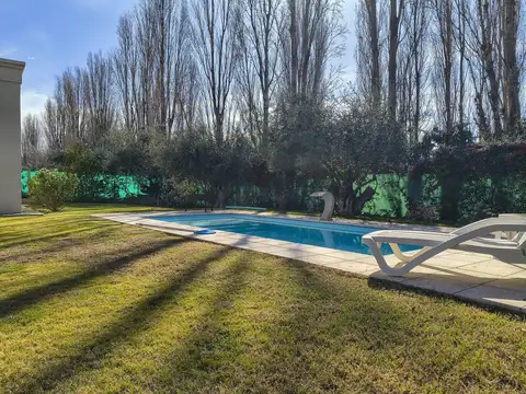 Casa en Venta de 4 dormitorios